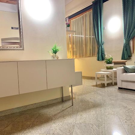 Il Vicoletto Holiday House Volta Mantovana Bagian luar foto