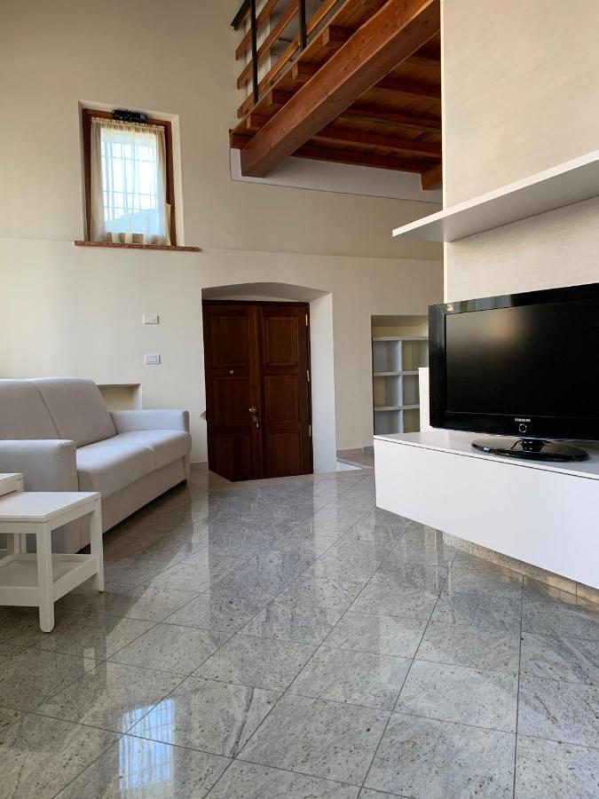 Il Vicoletto Holiday House Volta Mantovana Bagian luar foto